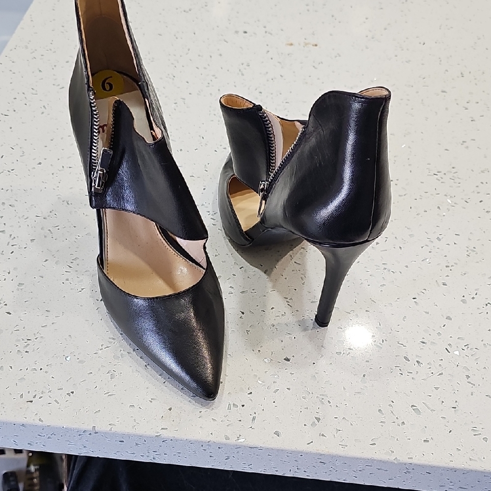 Jessica Simpson Black Cutout Heels
